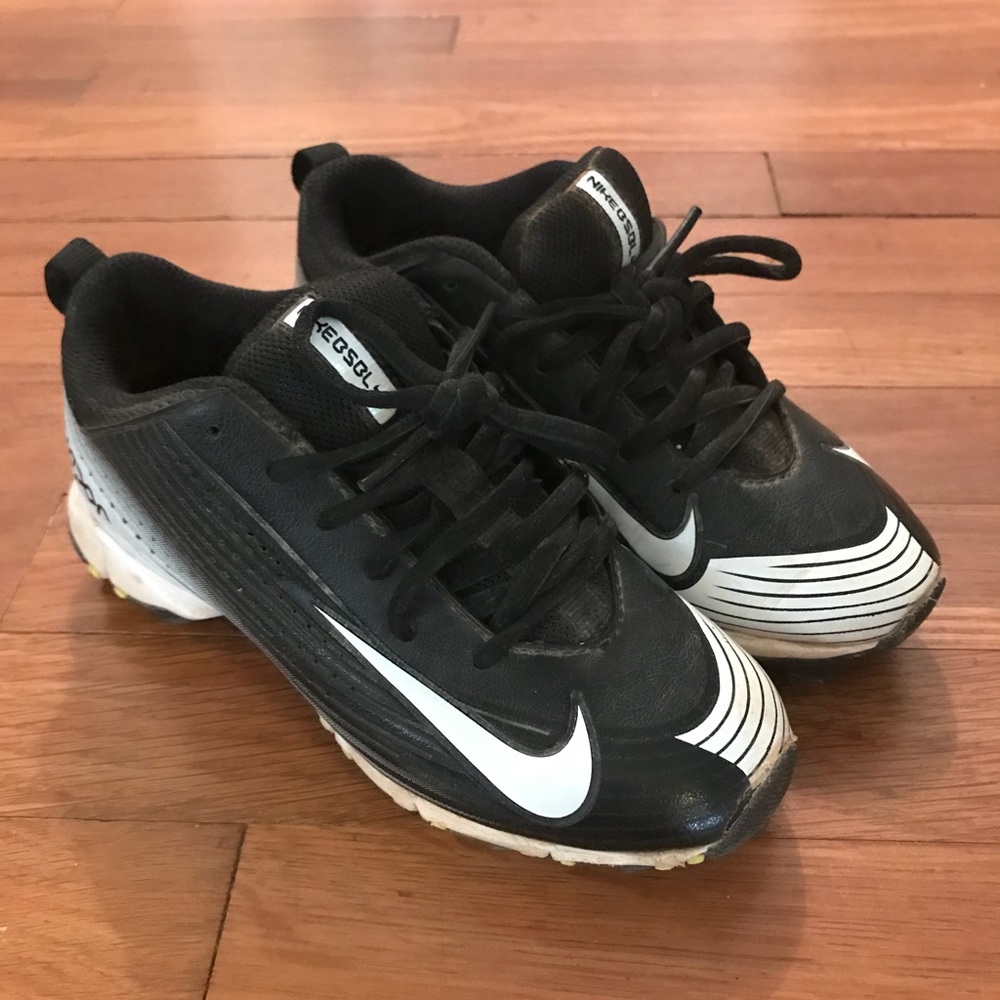 Nike boys baseball cleats